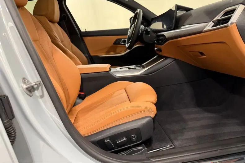 BMW M340i (Seria 3) din 2025 cu 16.350 km - oferta BMW210787 - foto 11