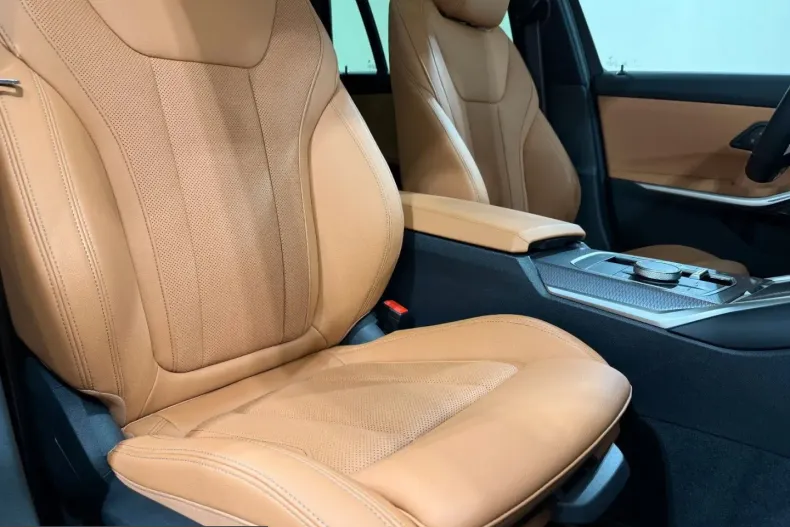 BMW M340i (Seria 3) din 2025 cu 16.350 km - oferta BMW210787 - foto 21