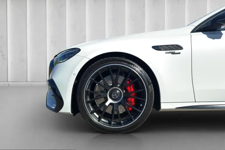 Mercedes-Benz E 53 AMG (Clasa E) din 2024 cu 14.800 km - oferta MER210798 - foto 8