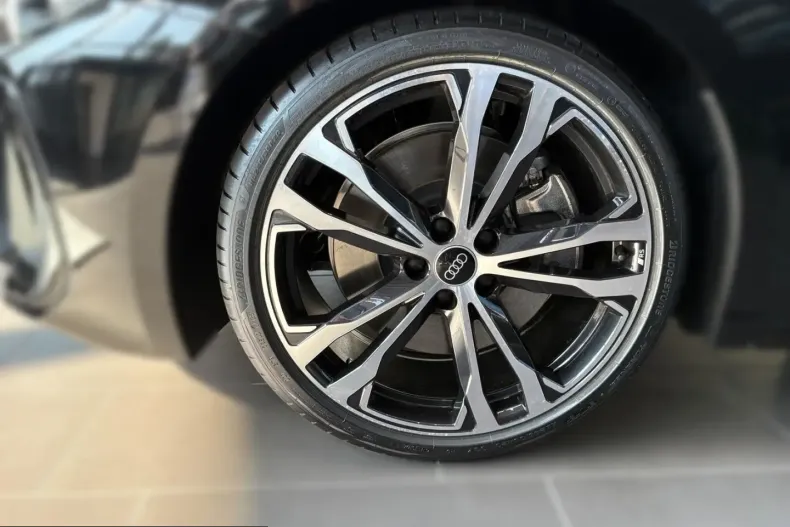 Audi A5 din 2025 cu 5.999 km - oferta AUD210801 - foto 8