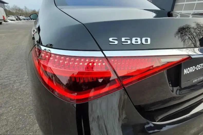 Mercedes-Benz S 580 (Clasa S) din 2025 cu 20.900 km - oferta MER210803 - foto 13