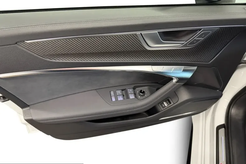 Audi RS6 din 2025 cu 14.090 km - oferta AUD210806 - foto 14
