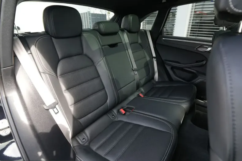 Porsche Macan din 2022 cu 44.000 km - oferta POR210807 - foto 37