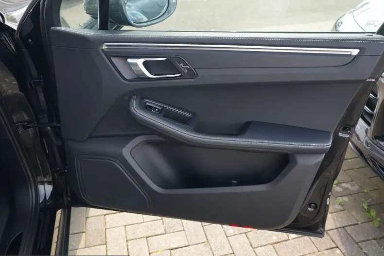 Porsche Macan din 2022 cu 44.000 km - oferta POR210807 - foto 43