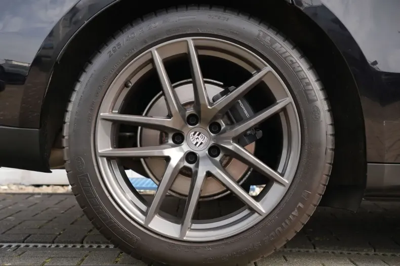 Porsche Macan din 2022 cu 44.000 km - oferta POR210807 - foto 47