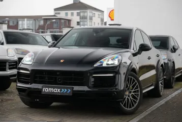 Porsche Cayenne din 2023 - oferta POR210809