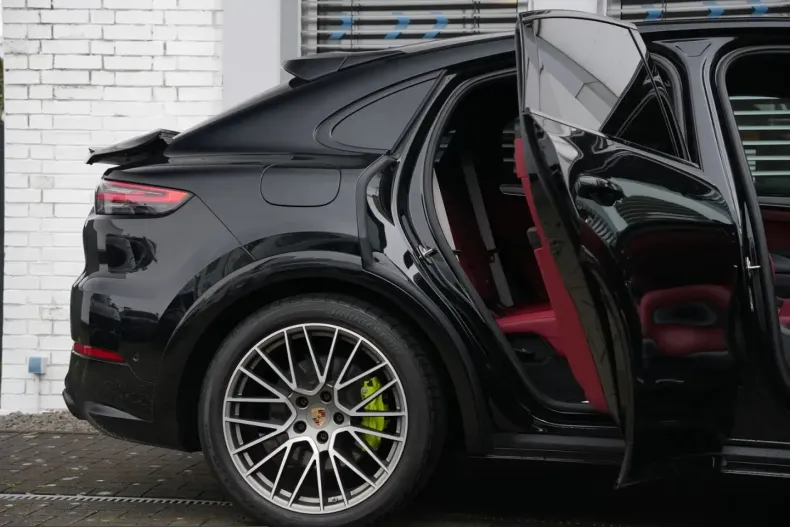 Porsche Cayenne din 2023 cu 59.000 km - oferta POR210809 - foto 9