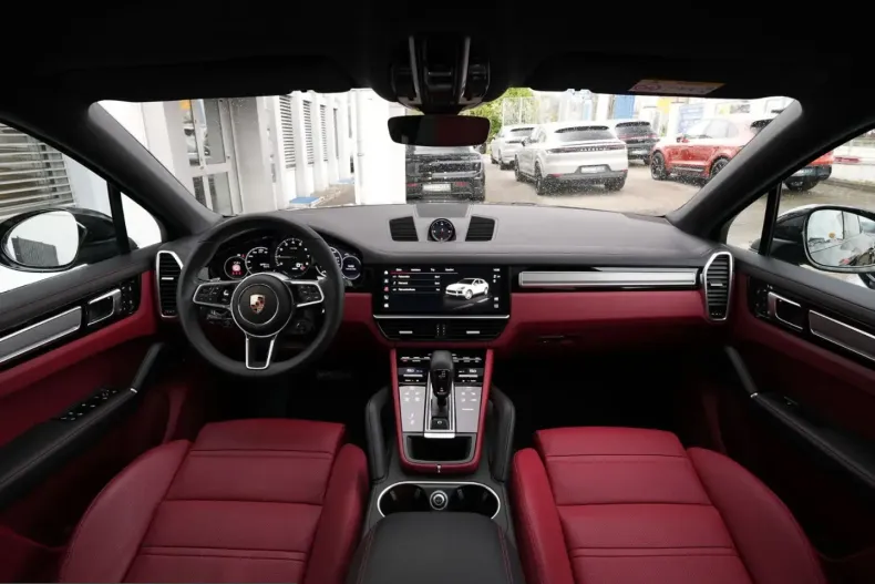 Porsche Cayenne din 2023 cu 59.000 km - oferta POR210809 - foto 17