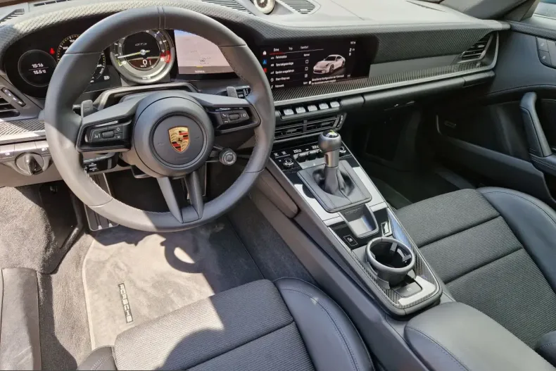 Porsche 992 din 2023 cu 9.800 km - oferta POR210813 - foto 8