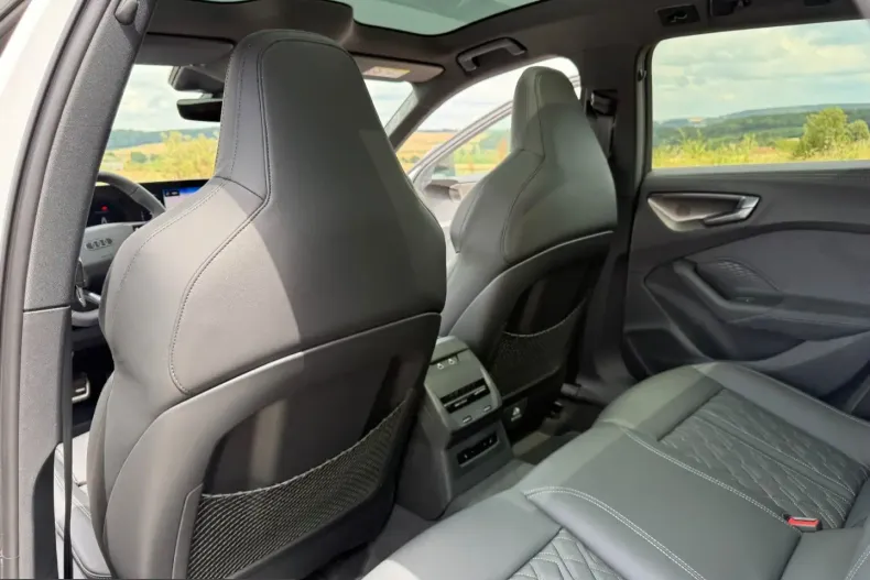 Audi S5 din 2025 cu 4.300 km - oferta AUD210814 - foto 38