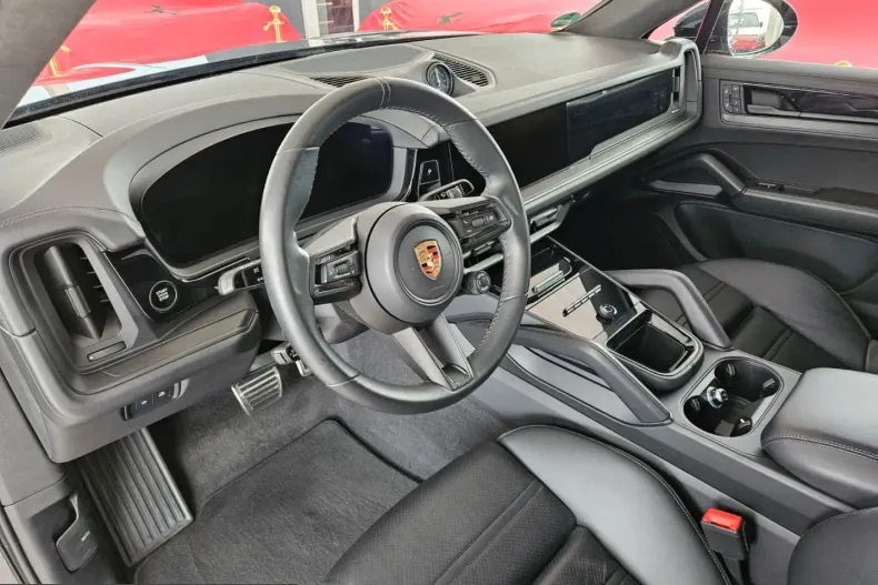 Porsche Cayenne din 2024 cu 34.000 km - oferta POR210815 - foto 12