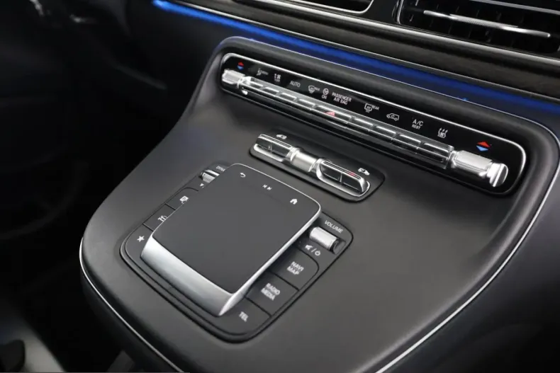 Mercedes-Benz V 300 (Clasa V) din 2025 cu 19.300 km - oferta MER210816 - foto 18