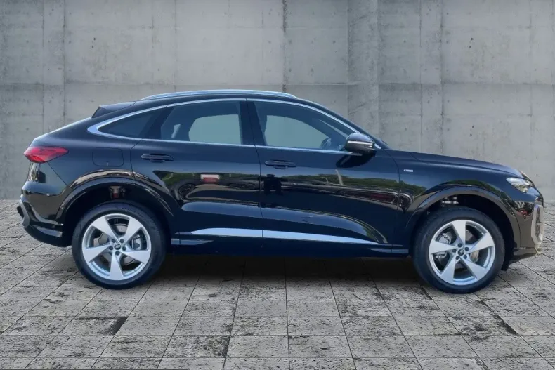 Audi Q5 din 2025 cu 17.046 km - oferta AUD210818 - foto 6