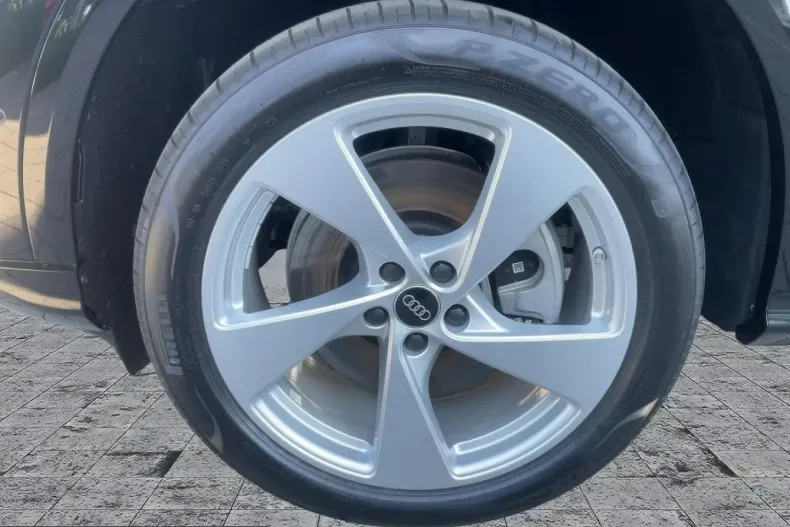 Audi Q5 din 2025 cu 17.046 km - oferta AUD210818 - foto 7