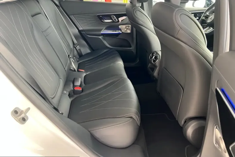 Mercedes-Benz GLC 450 (Clasa GLC) din 2025 cu 14.989 km - oferta MER210819 - foto 17