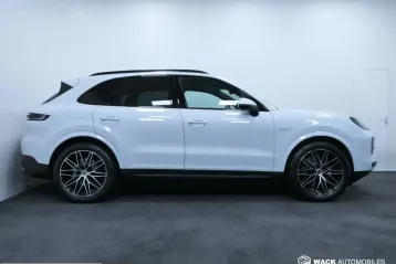 Porsche Cayenne din 2024 - oferta POR210820