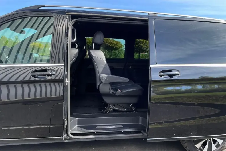 Mercedes-Benz V 300 (Clasa V) din 2025 cu 29.300 km - oferta MER210827 - foto 13