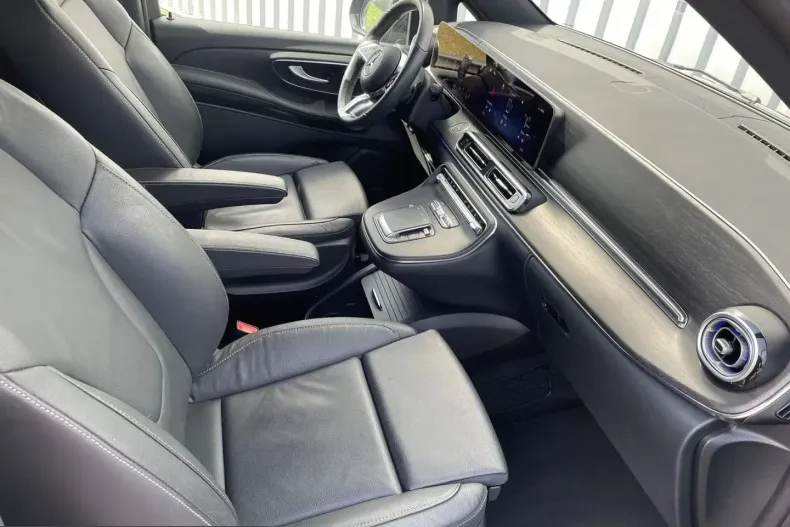 Mercedes-Benz V 300 (Clasa V) din 2025 cu 29.300 km - oferta MER210827 - foto 33