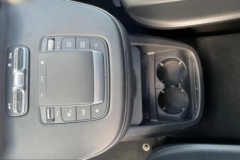 Mercedes-Benz V 300 (Clasa V) din 2025 cu 29.300 km - oferta MER210827 - foto 38