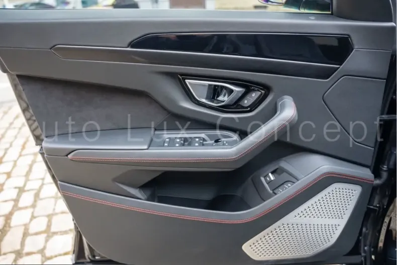Lamborghini Urus din 2022 cu 33.570 km - oferta LAM210829 - foto 14