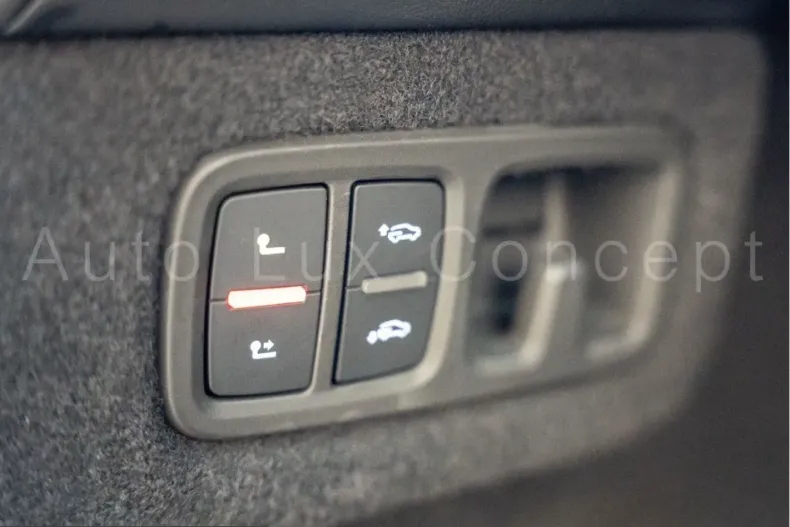 Lamborghini Urus din 2022 cu 33.570 km - oferta LAM210829 - foto 19