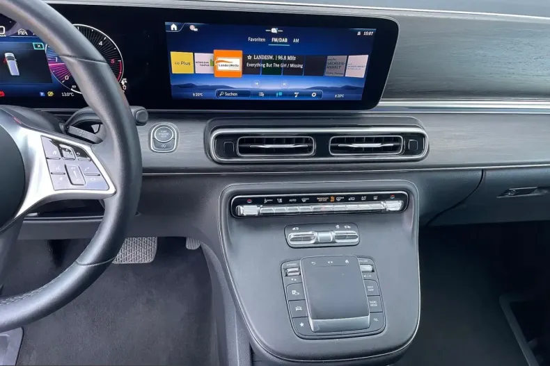Mercedes-Benz V 300 (Clasa V) din 2024 cu 32.900 km - oferta MER210831 - foto 18