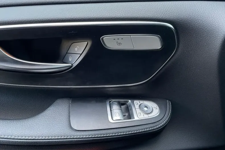Mercedes-Benz V 300 (Clasa V) din 2024 cu 32.900 km - oferta MER210831 - foto 35