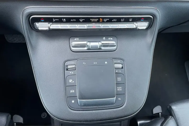 Mercedes-Benz V 300 (Clasa V) din 2024 cu 32.900 km - oferta MER210831 - foto 37
