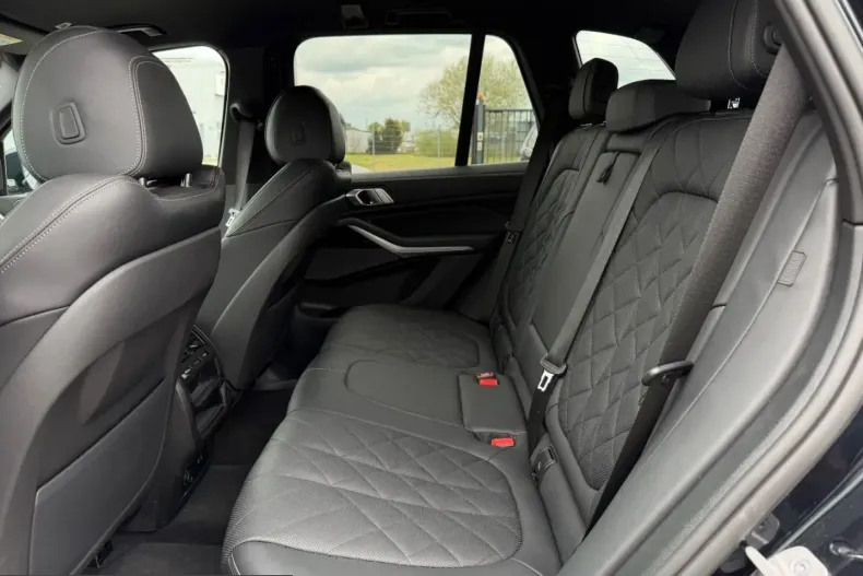 BMW X5 (Seria X) din 2024 cu 22.491 km - oferta BMW210832 - foto 13