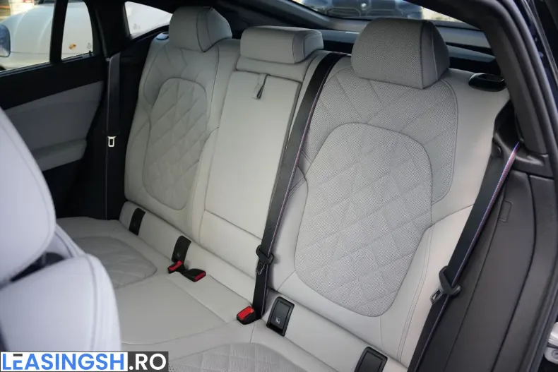 BMW X6 (Seria X) din 2024 cu 15.000 km - oferta BMW210835 - foto 42