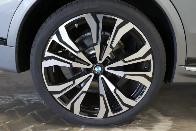 BMW X7 (Seria X) din 2025 cu 11.643 km - oferta BMW210838 - foto 11