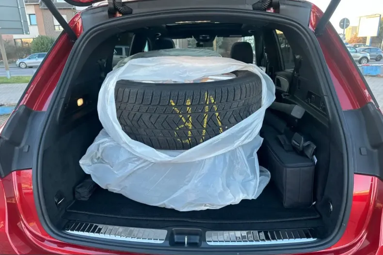 Mercedes-Benz GLE 350 (Clasa GLE) din 2023 cu 50.000 km - oferta MER210848 - foto 14