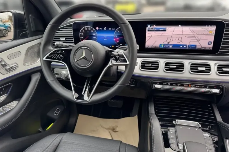 Mercedes-Benz GLE 450 (Clasa GLE) din 2024 cu 5.000 km - oferta MER210850 - foto 12