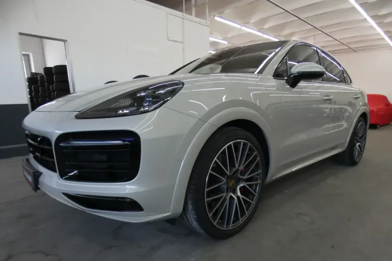 Porsche Cayenne din 2023 cu 75.000 km - oferta POR210858 - foto 3