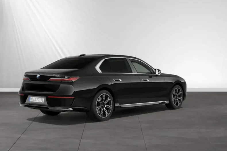 BMW 750 (Seria 7) din 2025 cu 2.700 km - oferta BMW210859 - foto 2