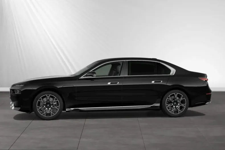 BMW 750 (Seria 7) din 2025 cu 2.700 km - oferta BMW210859 - foto 3