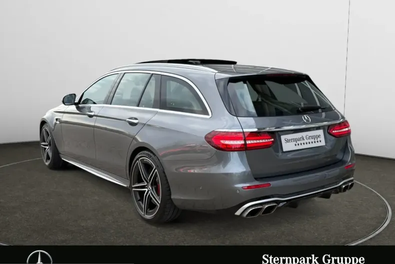 Mercedes-Benz E 63 AMG (Clasa E) din 2022 cu 36.600 km - oferta MER210862 - foto 3