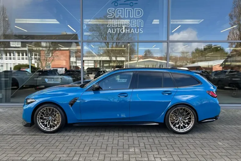 BMW M3 (Seria 3) din 2025 cu 10.000 km - oferta BMW210863 - foto 2