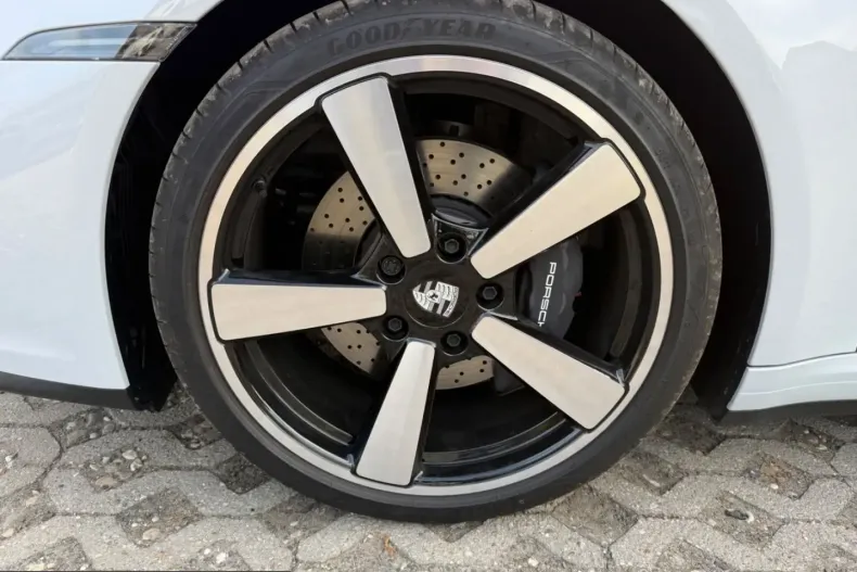 Porsche 911 din 2025 cu 8.000 km - oferta POR210865 - foto 15