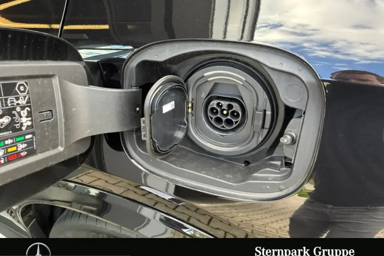 Mercedes-Benz GLC 63 AMG (Clasa GLC) din 2024 cu 11.250 km - oferta MER210873 - foto 9