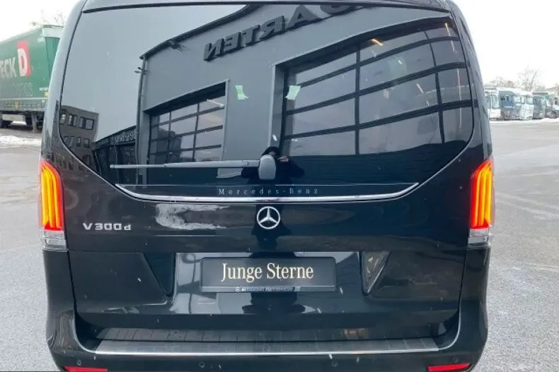 Mercedes-Benz V 300 (Clasa V) din 2024 cu 30.475 km - oferta MER210877 - foto 7