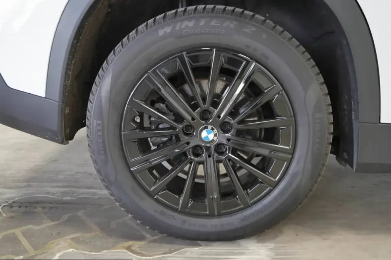 BMW X1 (Seria X) din 2024 cu 51.851 km - oferta BMW210881 - foto 9