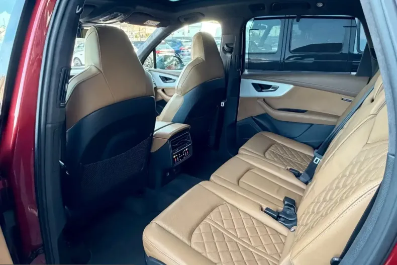 Audi Q7 din 2023 cu 93.203 km - oferta AUD210883 - foto 21
