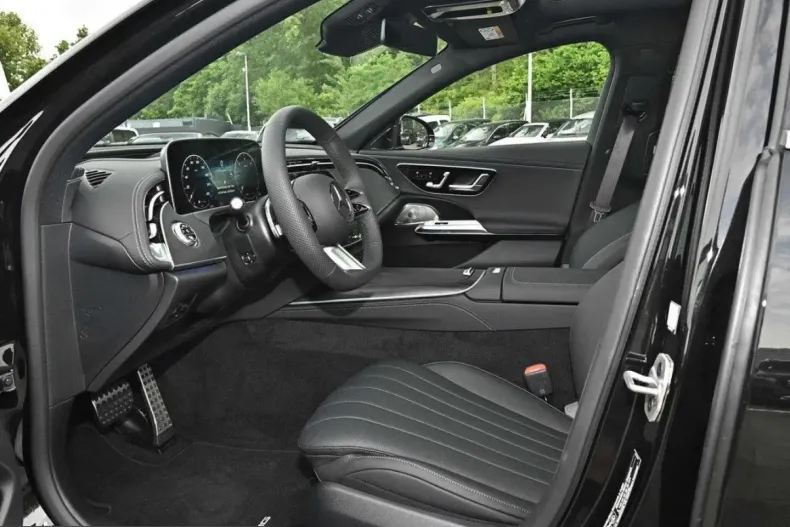 Mercedes-Benz E 450 (Clasa E) din 2025 cu 19.500 km - oferta MER210891 - foto 9