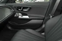 Mercedes-Benz E 450 (Clasa E) din 2025 cu 19.500 km - oferta MER210891 - foto 14