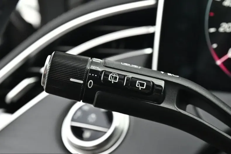 Mercedes-Benz E 450 (Clasa E) din 2025 cu 19.500 km - oferta MER210891 - foto 19