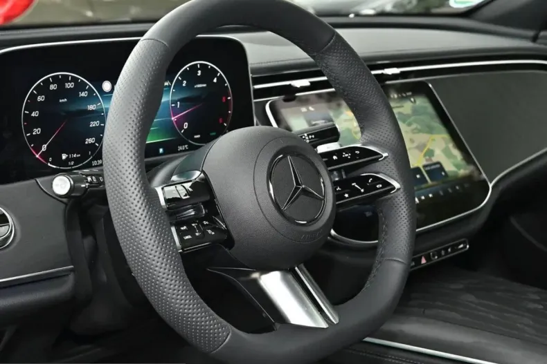 Mercedes-Benz E 450 (Clasa E) din 2025 cu 19.500 km - oferta MER210891 - foto 22