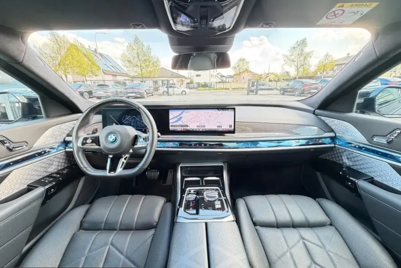 BMW M760 (Seria 7) din 2024 cu 49.896 km - oferta BMW210894 - foto 16