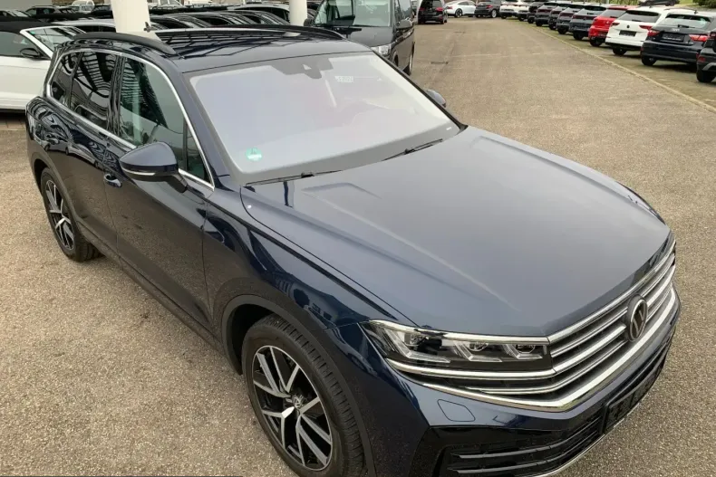 Volkswagen Touareg din 2024 cu 4.644 km - oferta VOL210896 - foto 8