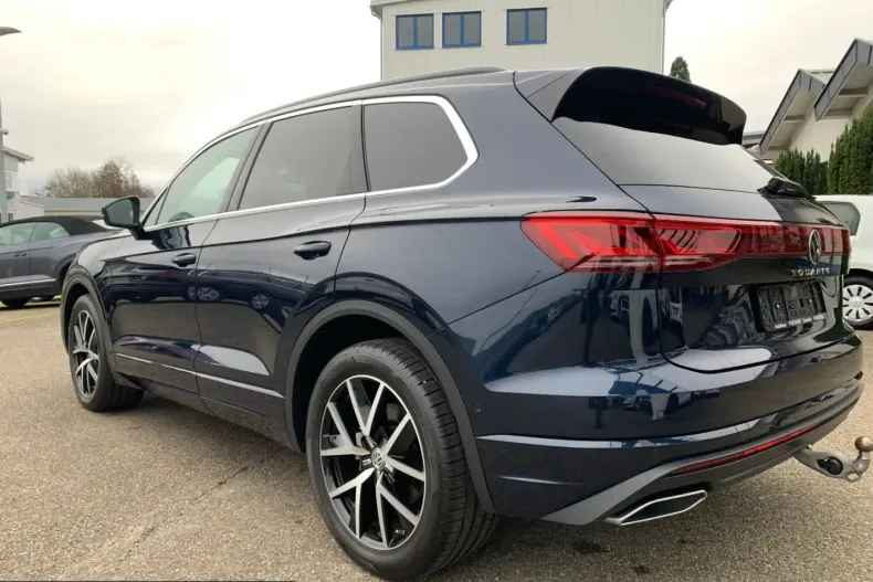 Volkswagen Touareg din 2024 cu 4.644 km - oferta VOL210896 - foto 12